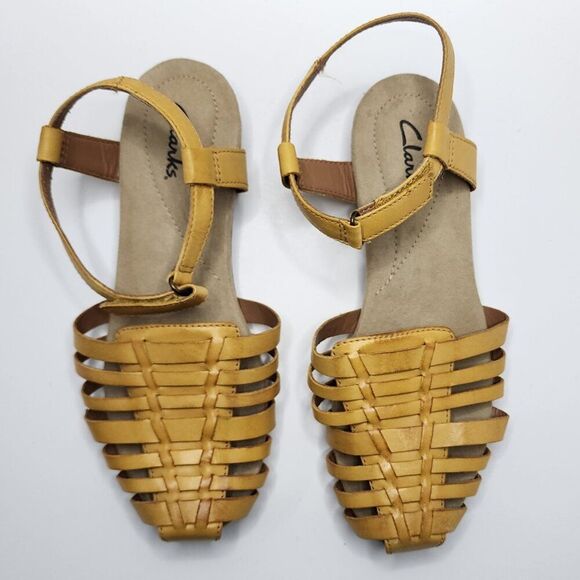 Clarks Leather Woven Sandals | Yellow, Low Heel, Velcro Strap, Cushion | 6 Wide - Picture 3 of 7